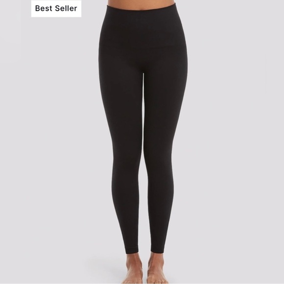 Spanx Leggings seamless front and back double side seam detail, Medium - Picture 1 of 4